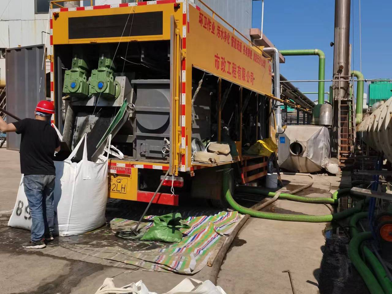 登封淤泥压干处理